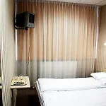 Eurohotel Auberge de jeunesse *